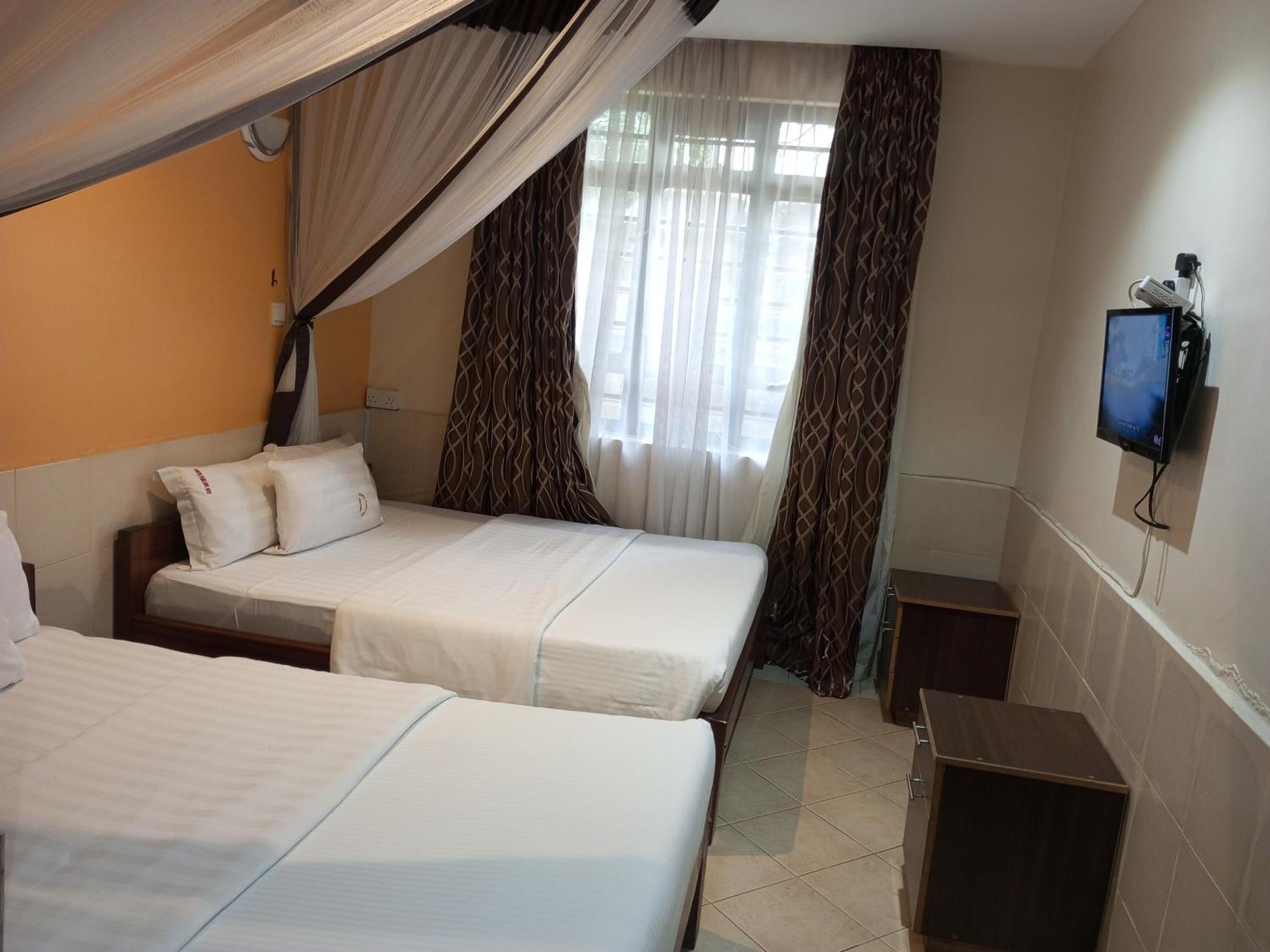 Fourth Parklands Hotel Найроби Экстерьер фото