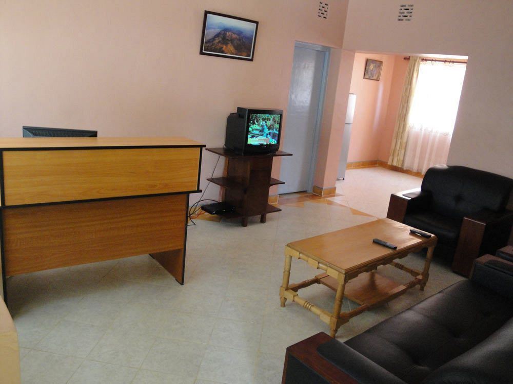 Fourth Parklands Hotel Найроби Экстерьер фото
